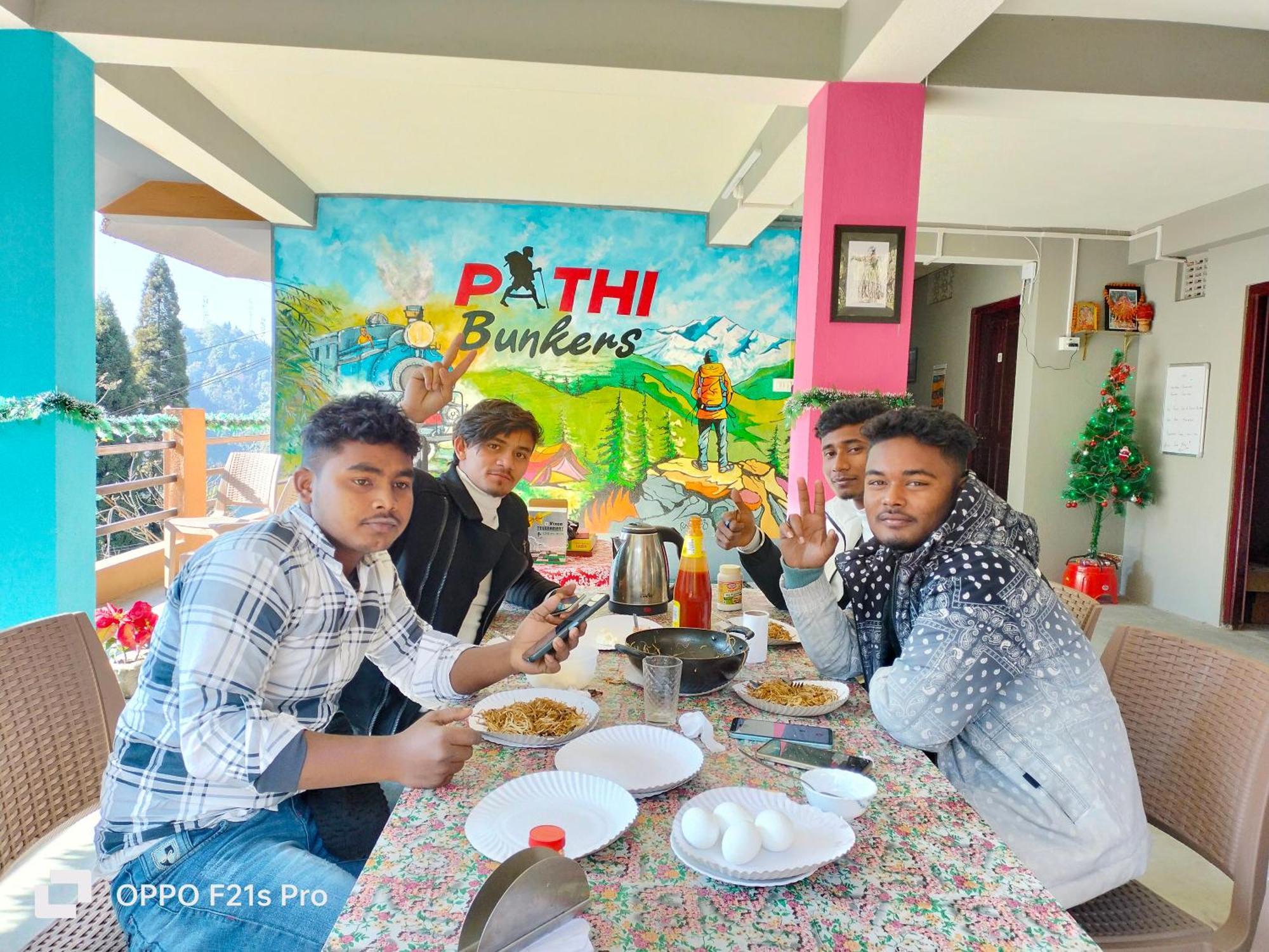 Auberge de jeunesse Pathi Bunkers à Darjeeling  Extérieur photo
